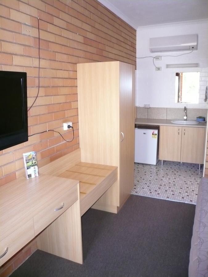 Grong Grong Motor Inn מראה חיצוני תמונה